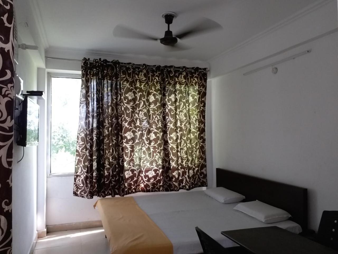 Krishna Hansraj Hotel Una Kültér fotó